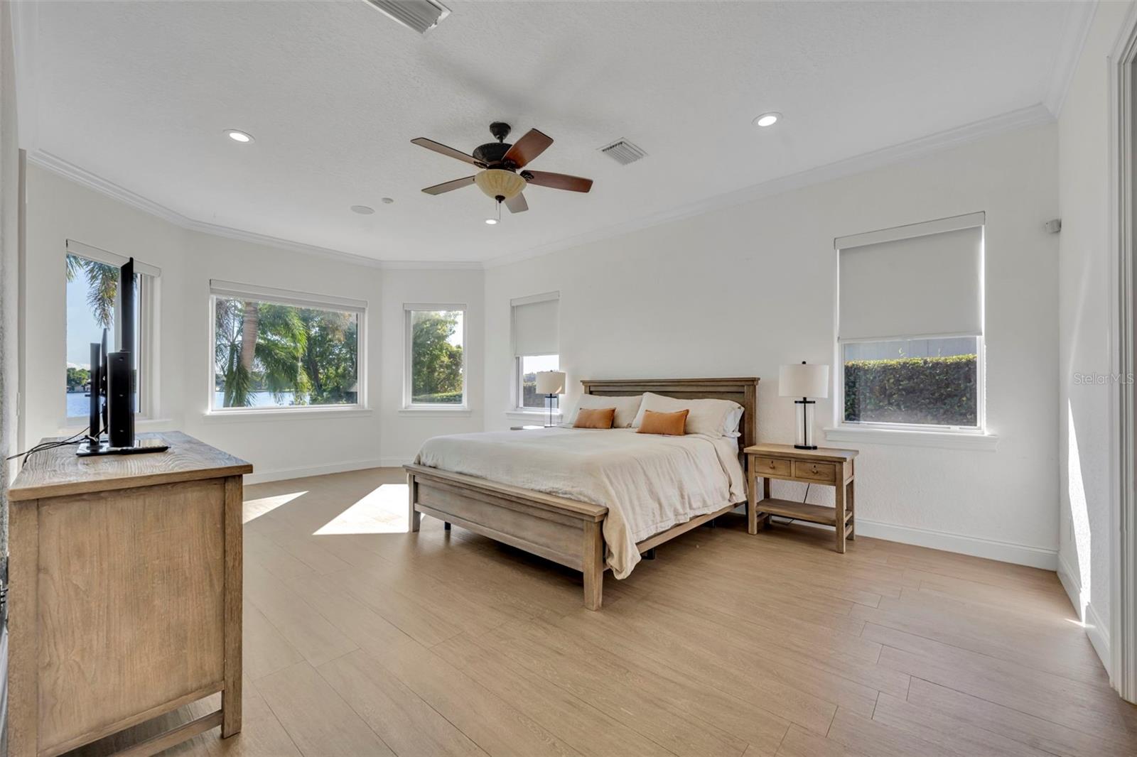 VILLAGES AT KINGSBRIDGE WEST TR D - Residential