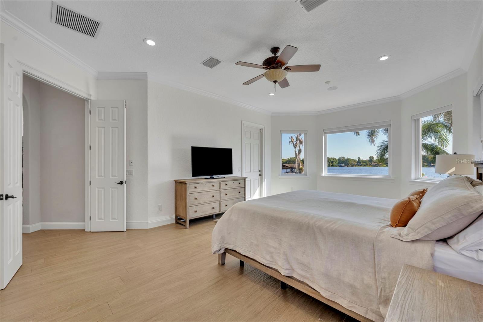 VILLAGES AT KINGSBRIDGE WEST TR D - Residential