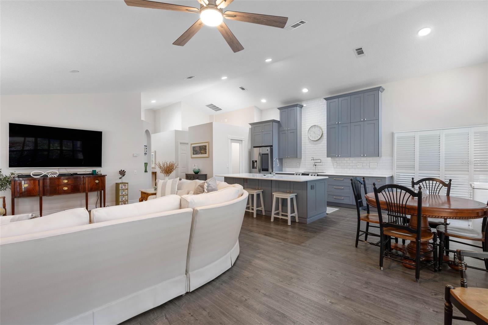 GRAND HAVEN - Residential