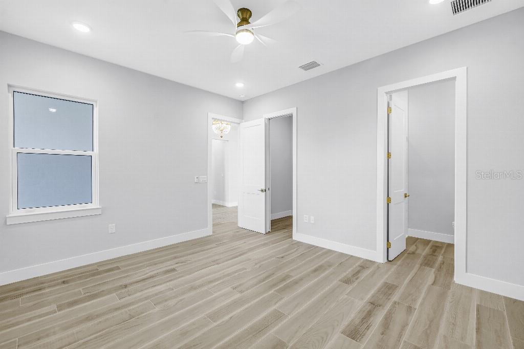 RIVIERA BAY - Residential