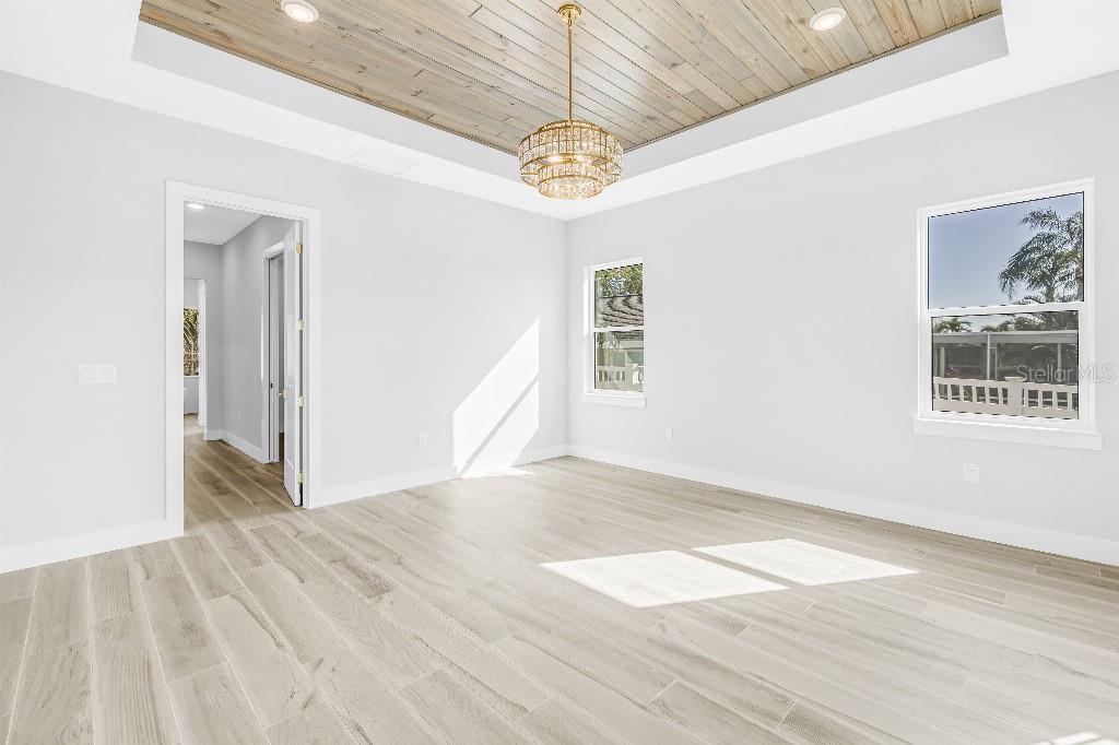 RIVIERA BAY - Residential