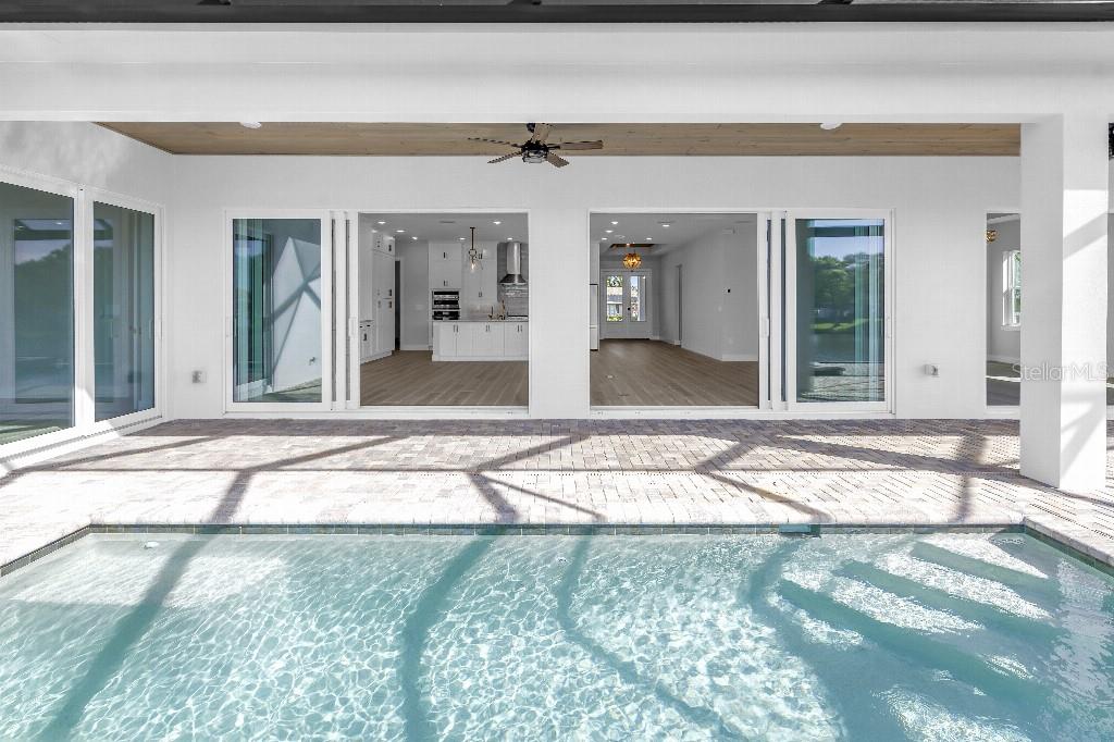 RIVIERA BAY - Residential