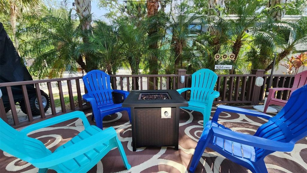 Photo of 150 HORSESHOE BEND, LAKE WALES, FL 33898 (MLS # U8199701)