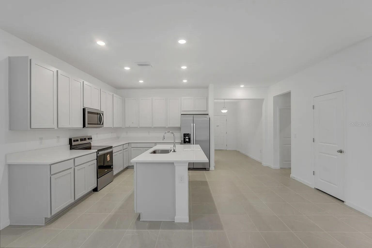 CYPRESS PARK ESTATES - Residential