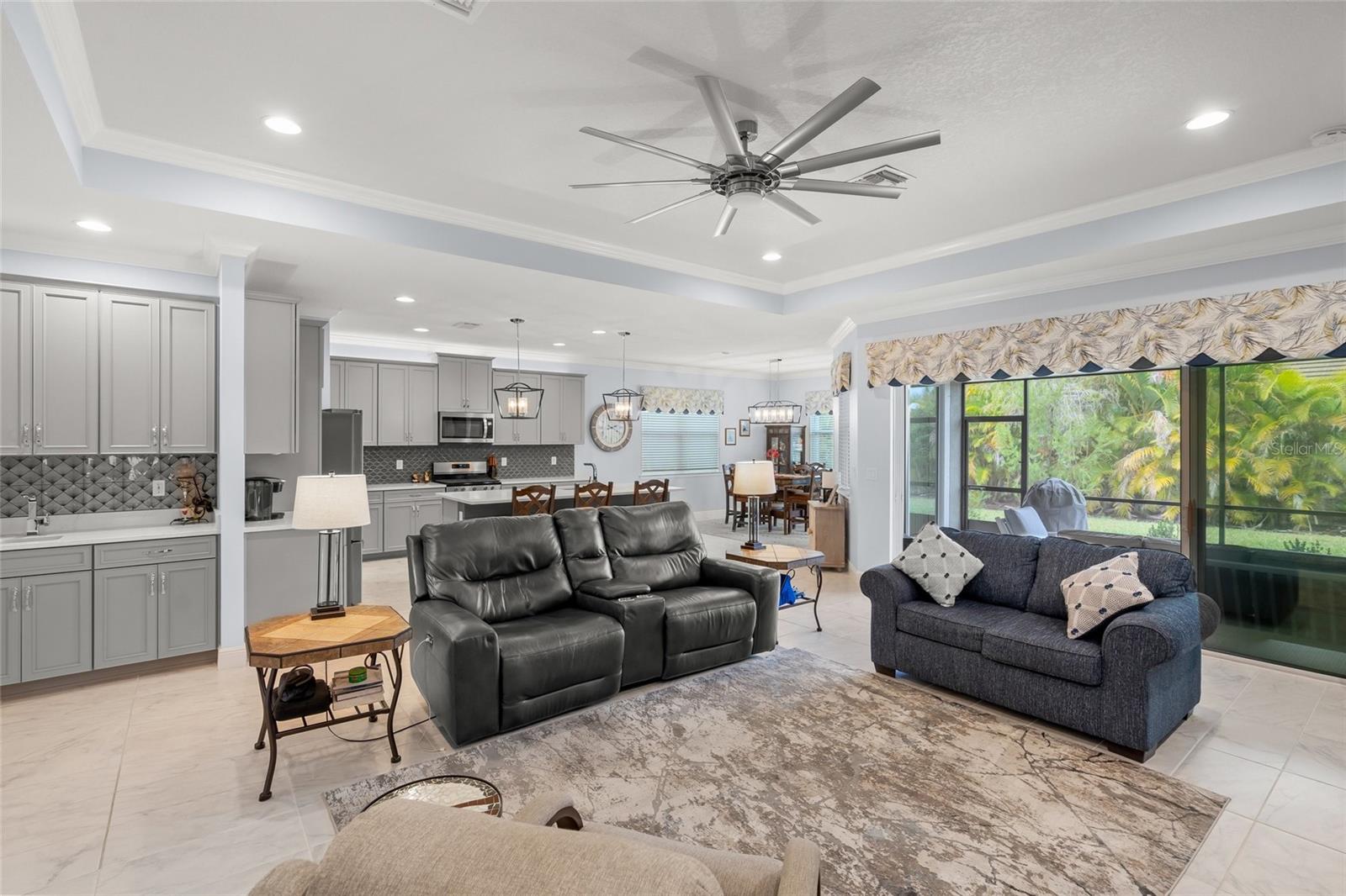 SUNRISE PRESERVE - Residential