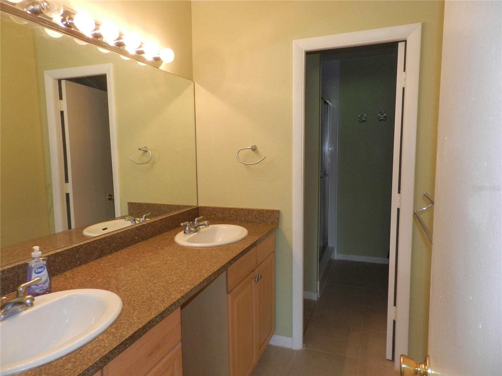 HARBOUR CLUB CONDO 1 - Residential