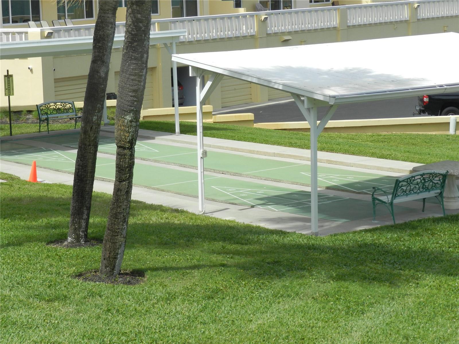 HARBOUR CLUB CONDO 1 - Residential