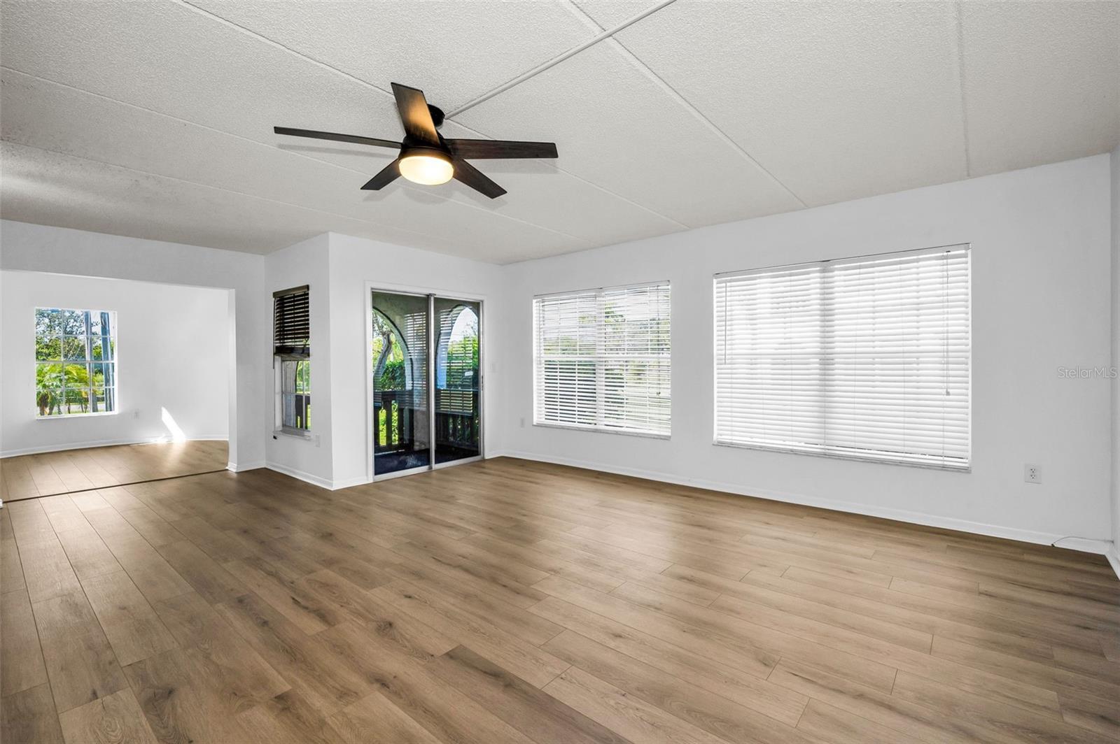 HARBOUR TOWNE CONDO - Residential