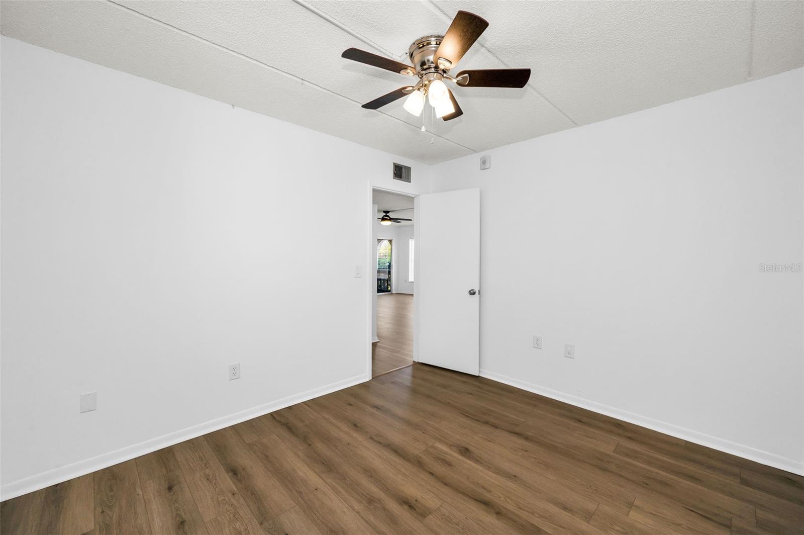 HARBOUR TOWNE CONDO - Residential