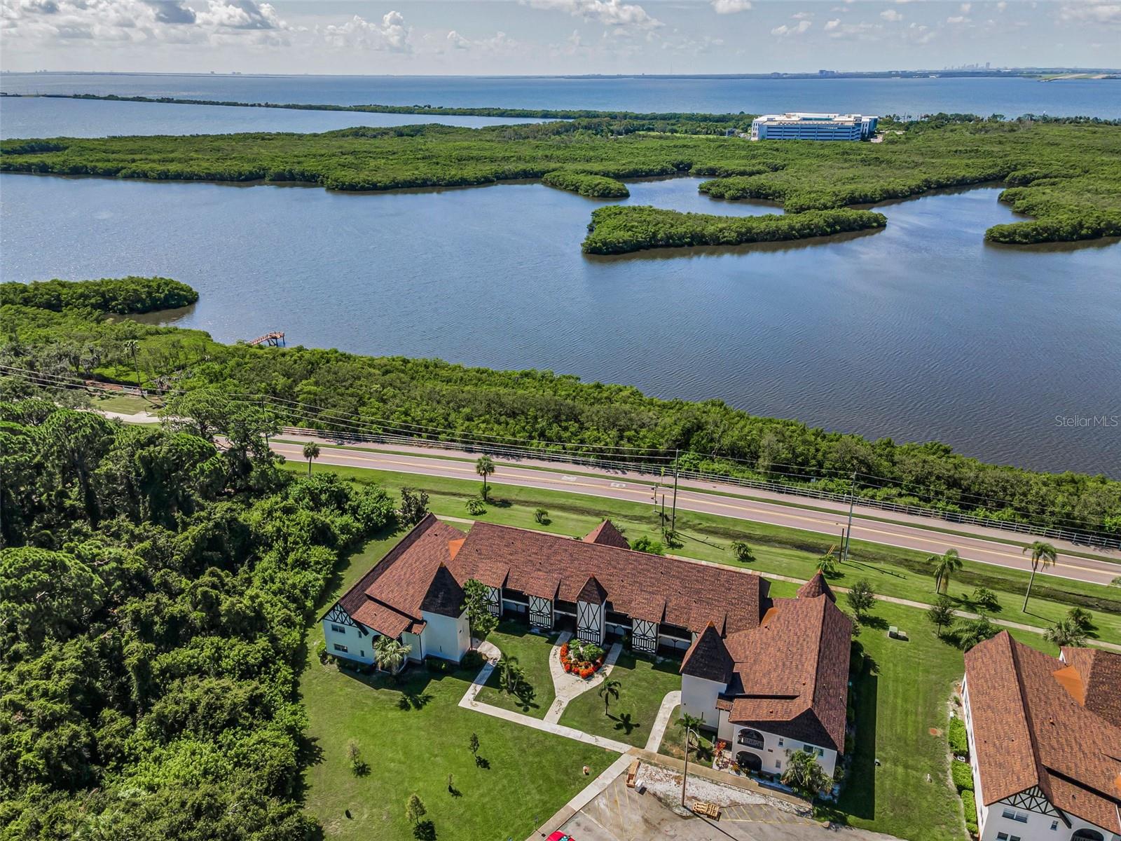 HARBOUR TOWNE CONDO - Residential