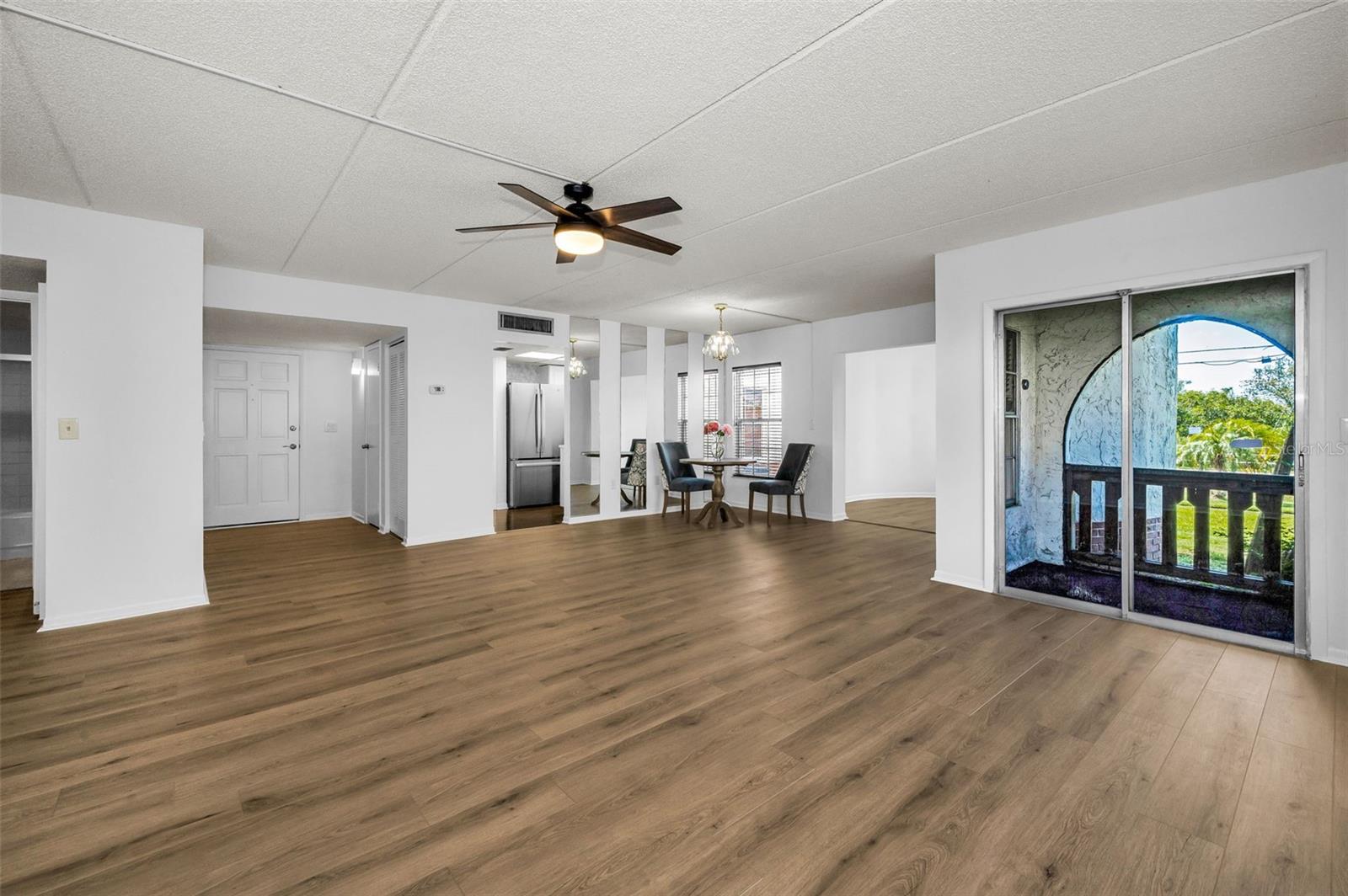 HARBOUR TOWNE CONDO - Residential