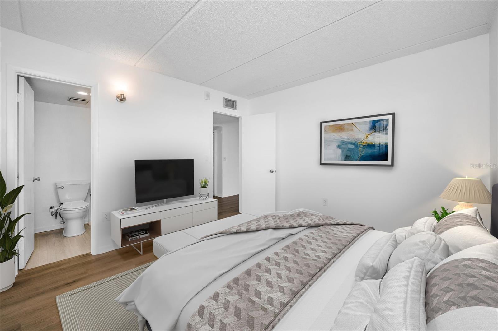 HARBOUR TOWNE CONDO - Residential