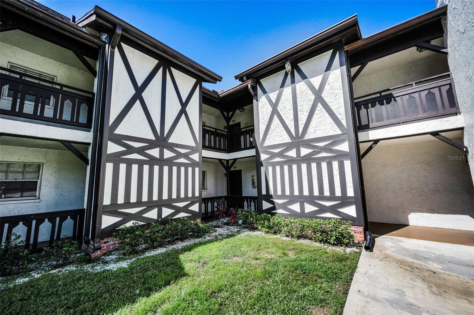 HARBOUR TOWNE CONDO - Residential