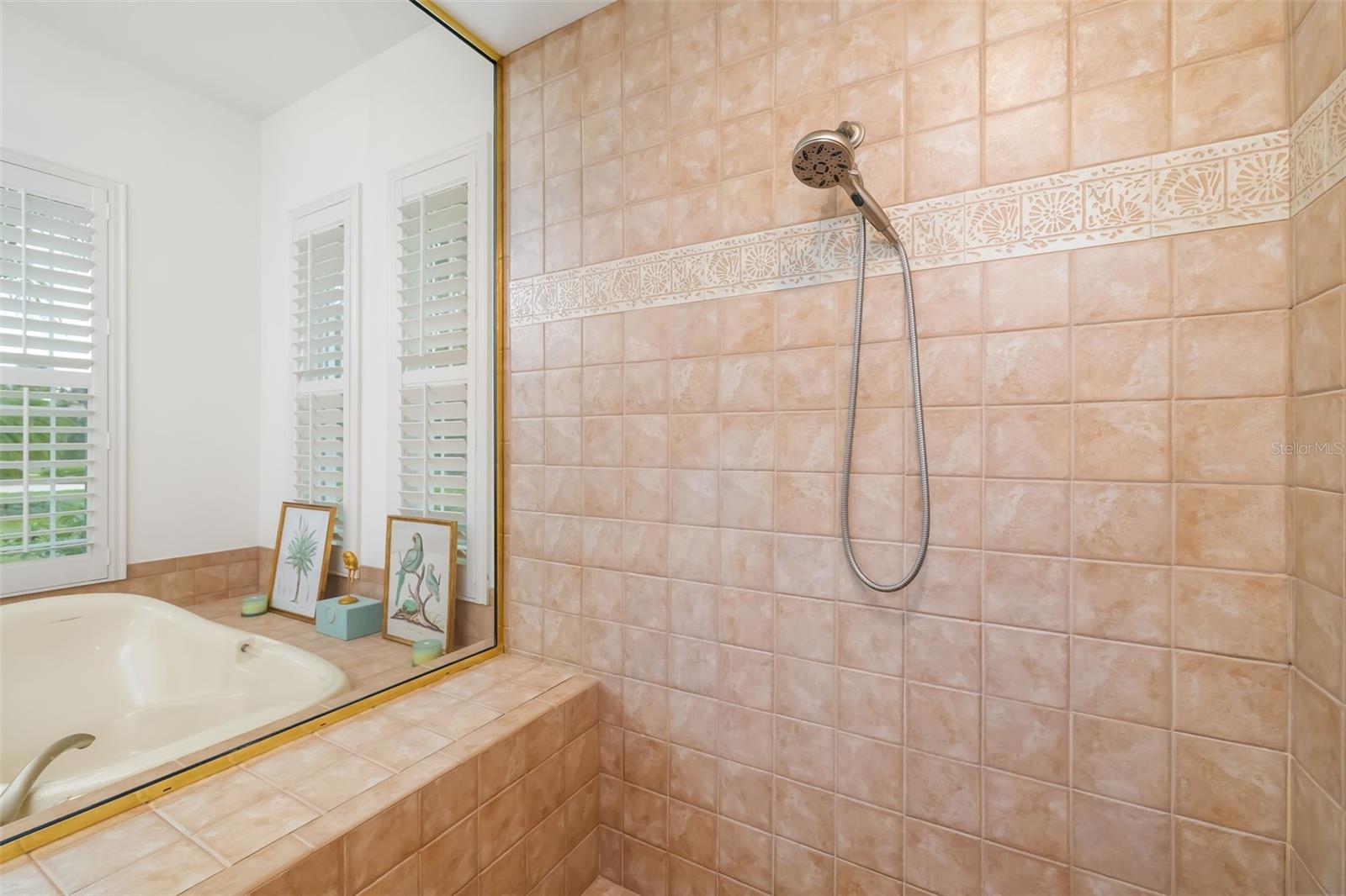 RIVER WILDERNESS - Residential