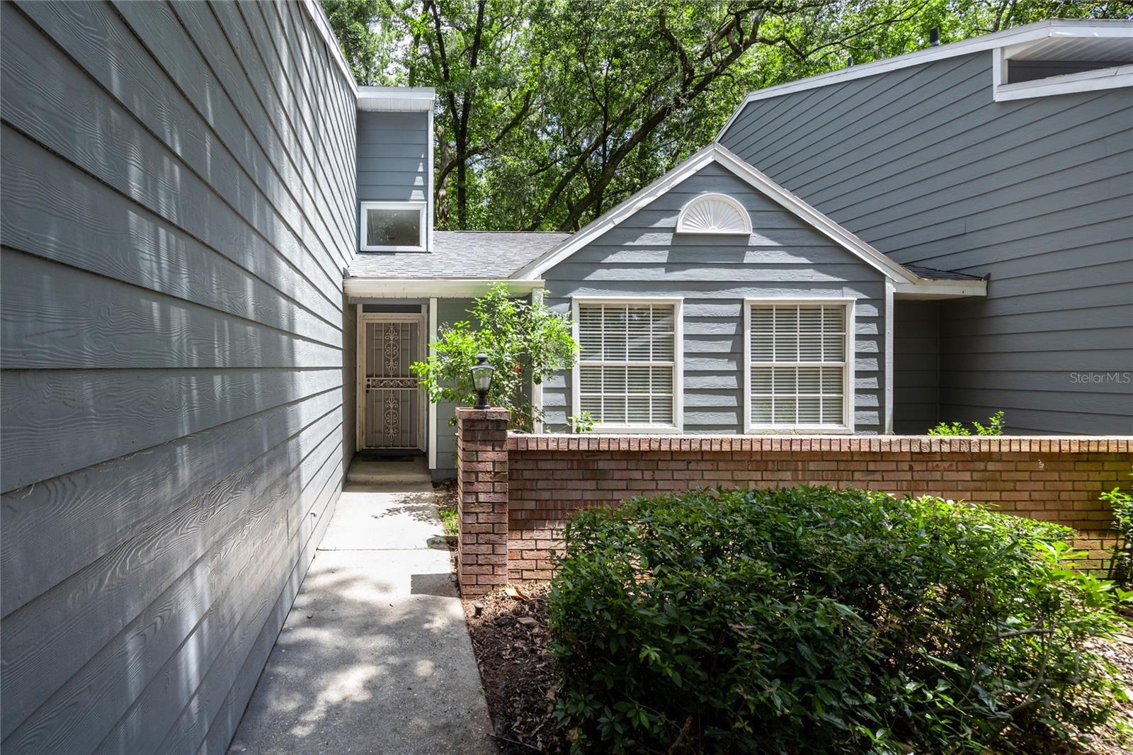 231 NW 48TH BOULEVARD 0