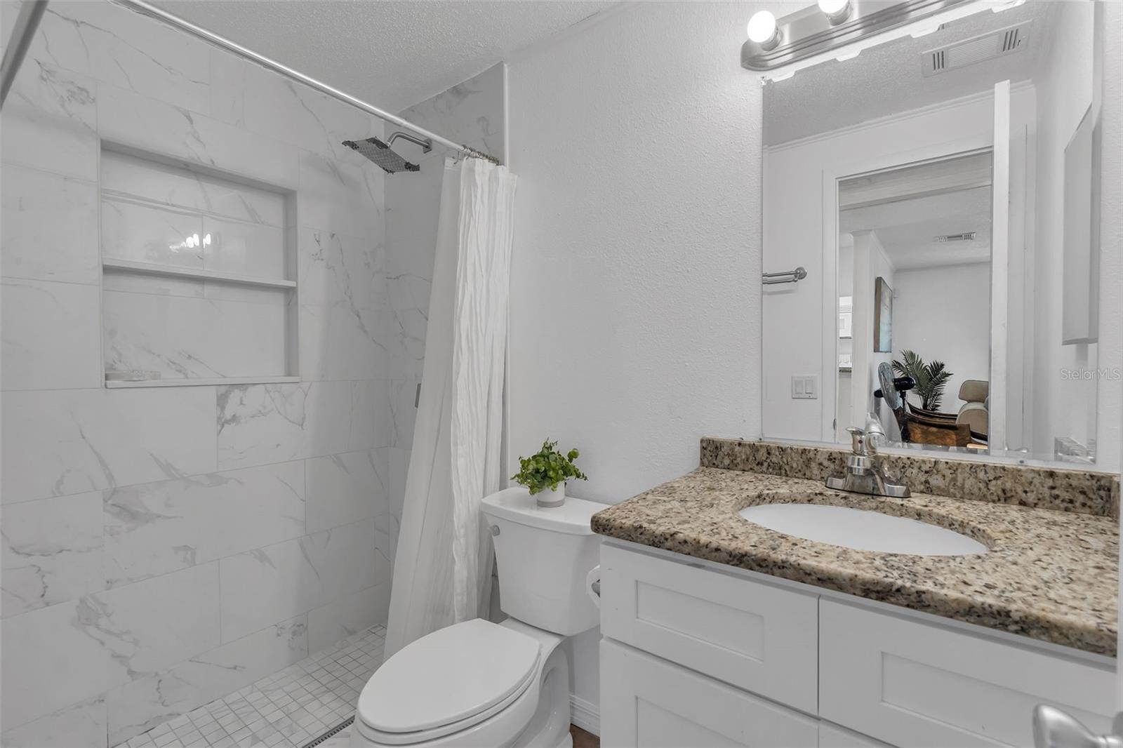 TOWNHOMES WINTER GARDEN - Residential