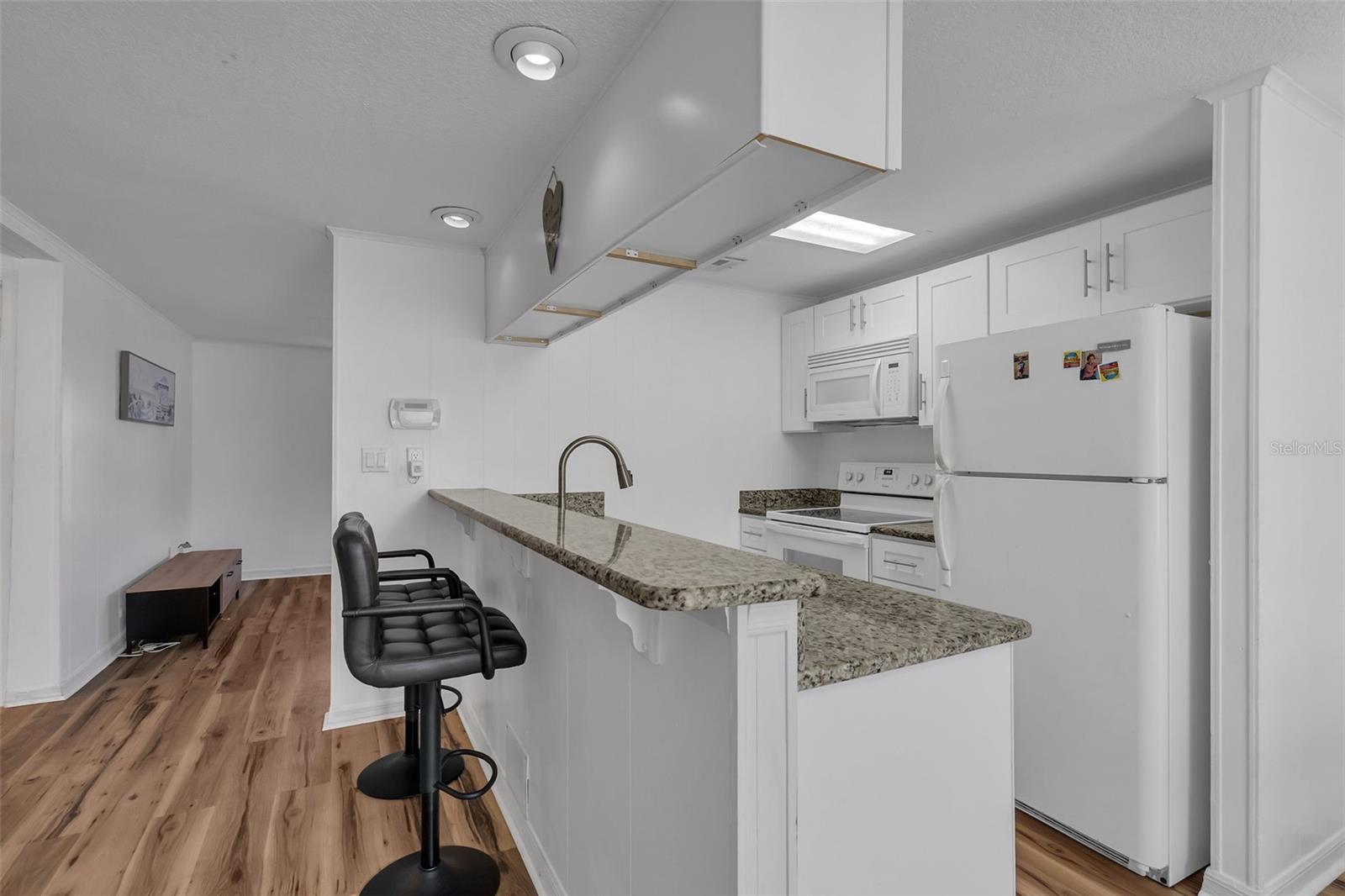 TOWNHOMES WINTER GARDEN - Residential