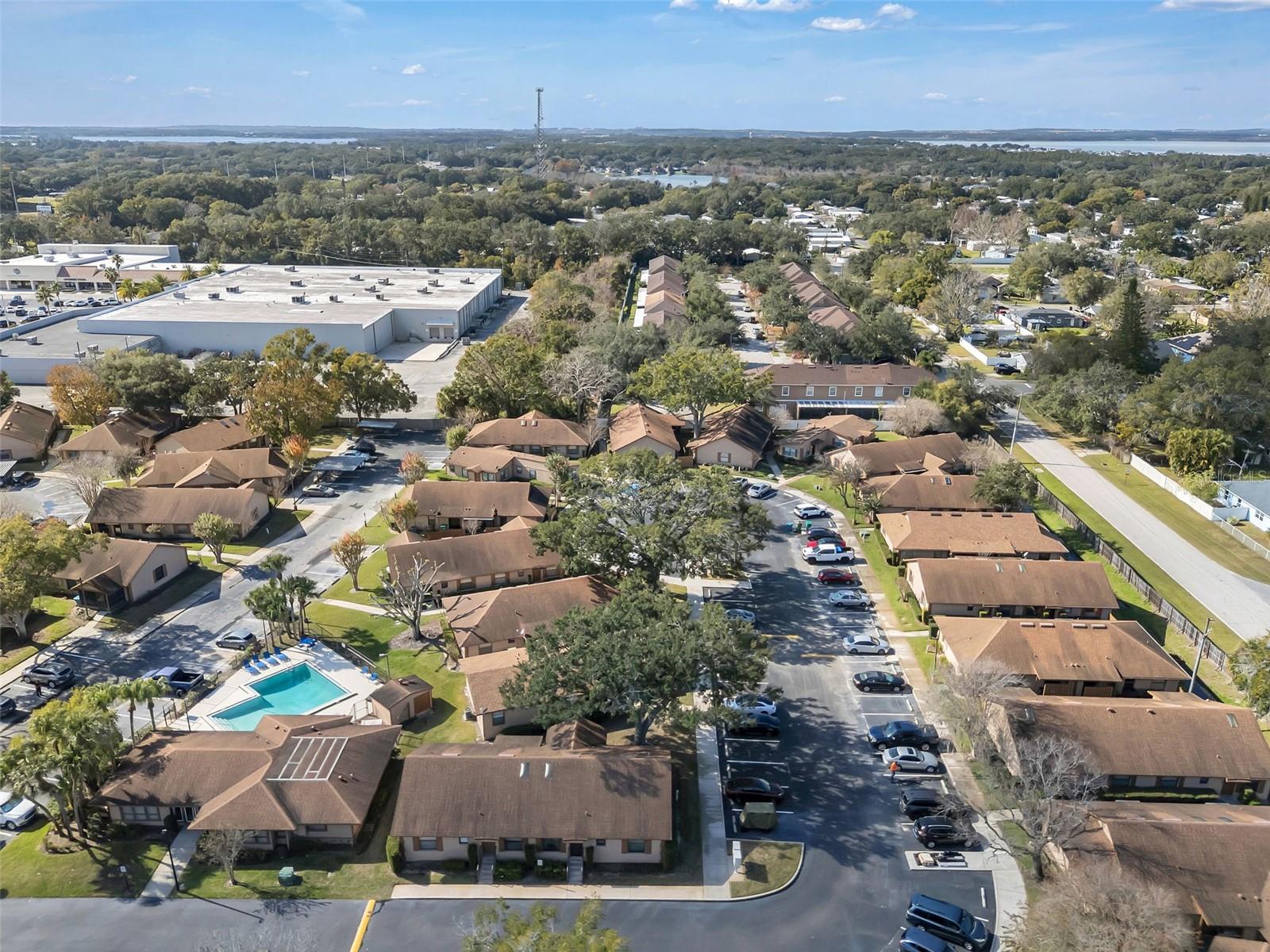 TOWNHOMES WINTER GARDEN - Residential