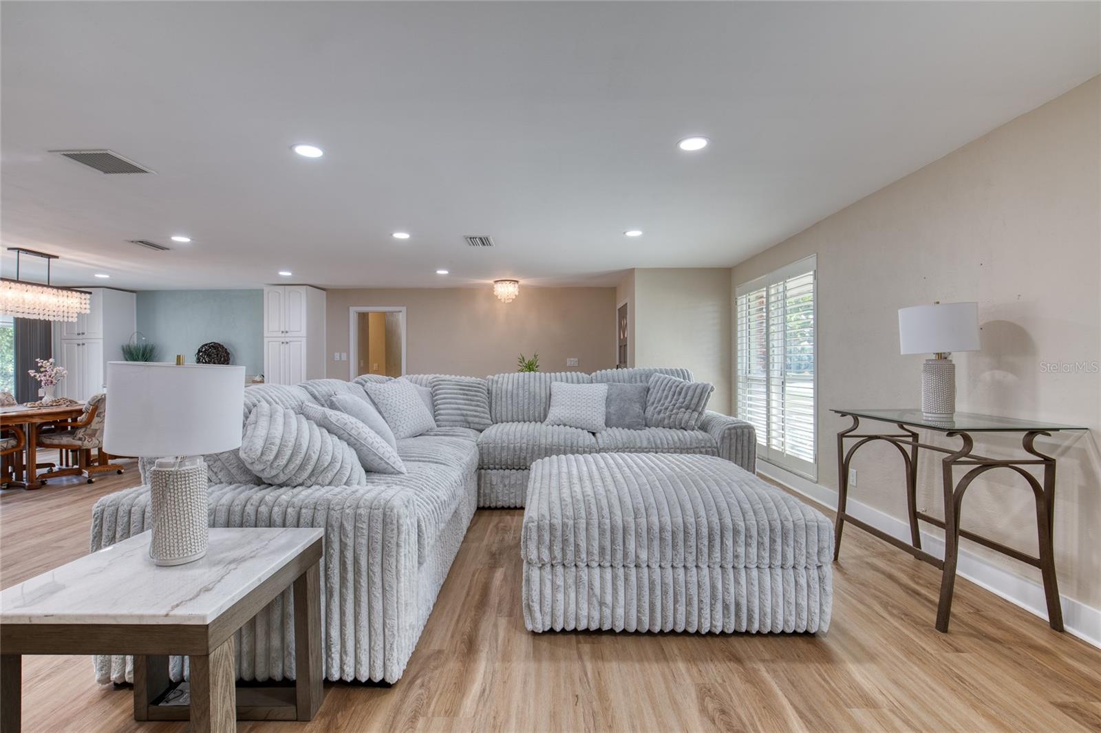 BELLAIR SHORES - Residential