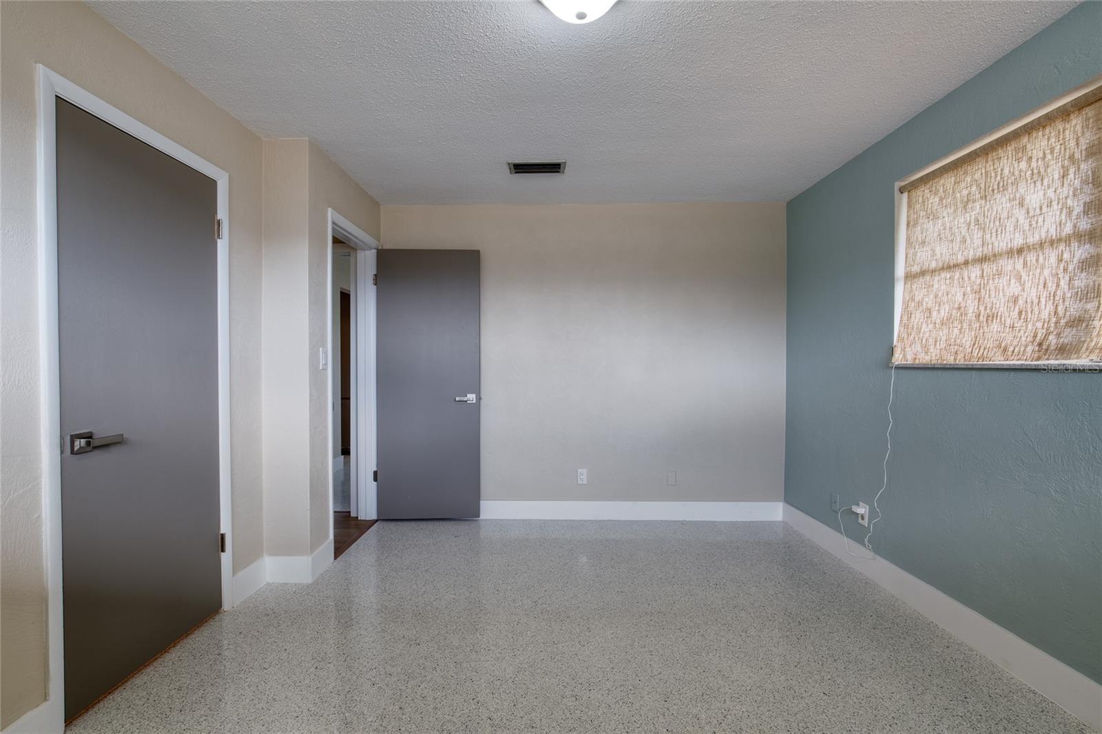 BELLAIR SHORES - Residential