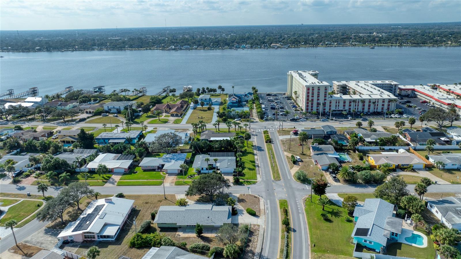 BELLAIR SHORES - Residential