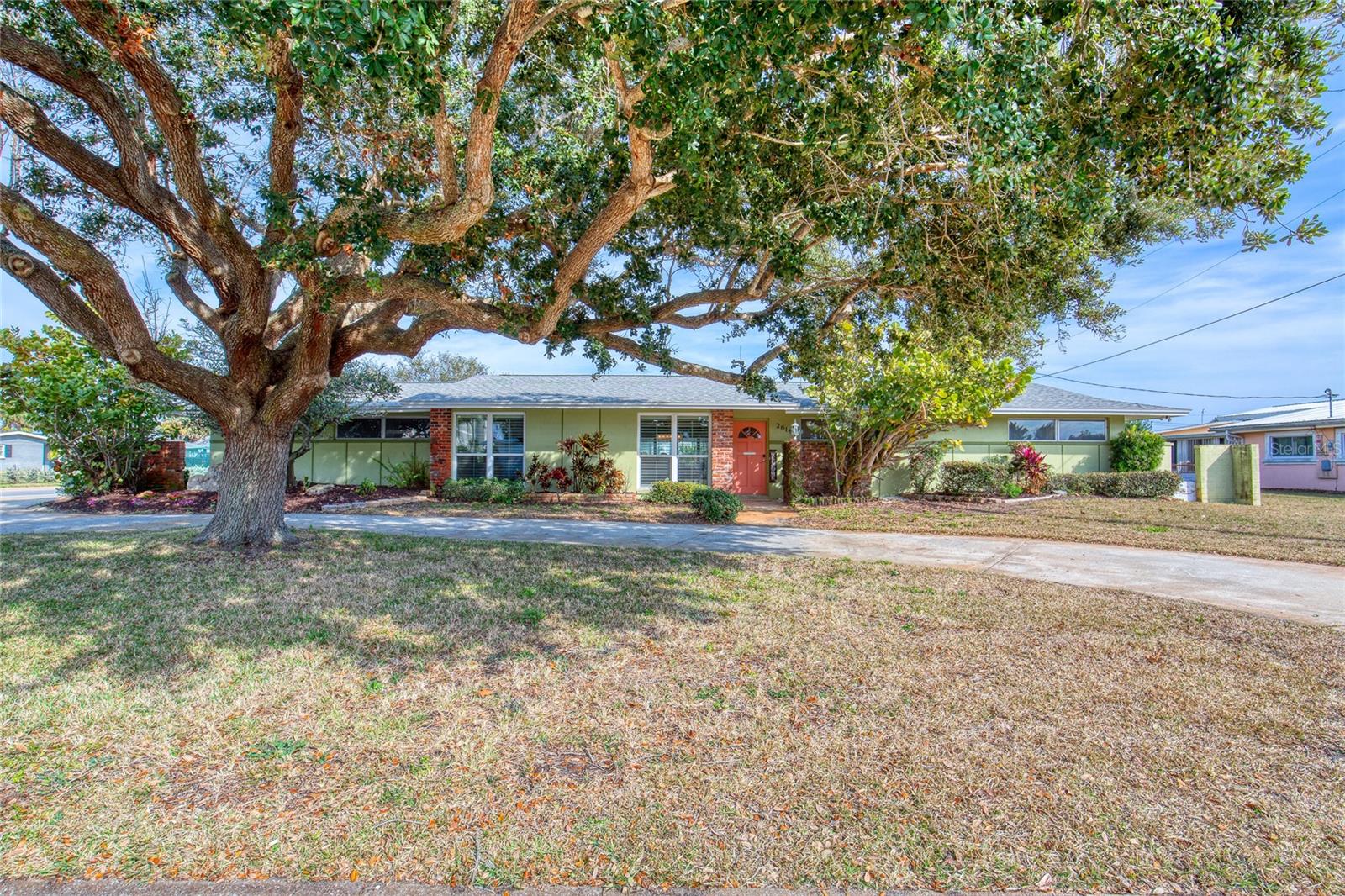 BELLAIR SHORES - Residential