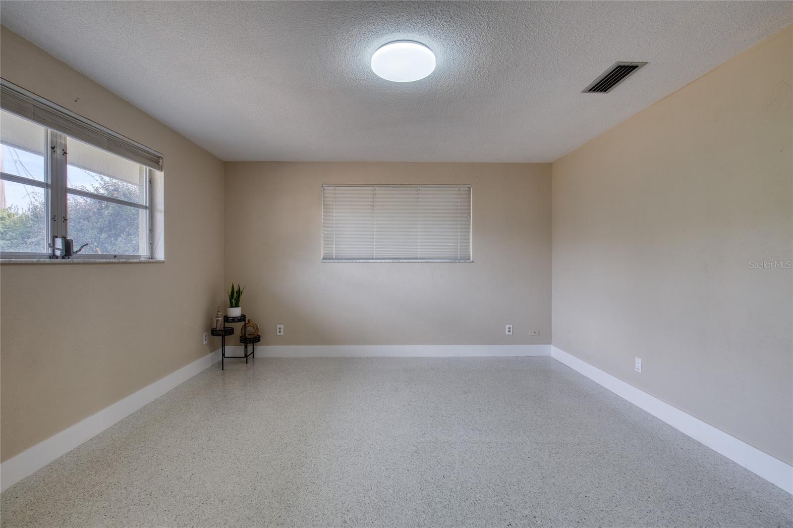 BELLAIR SHORES - Residential