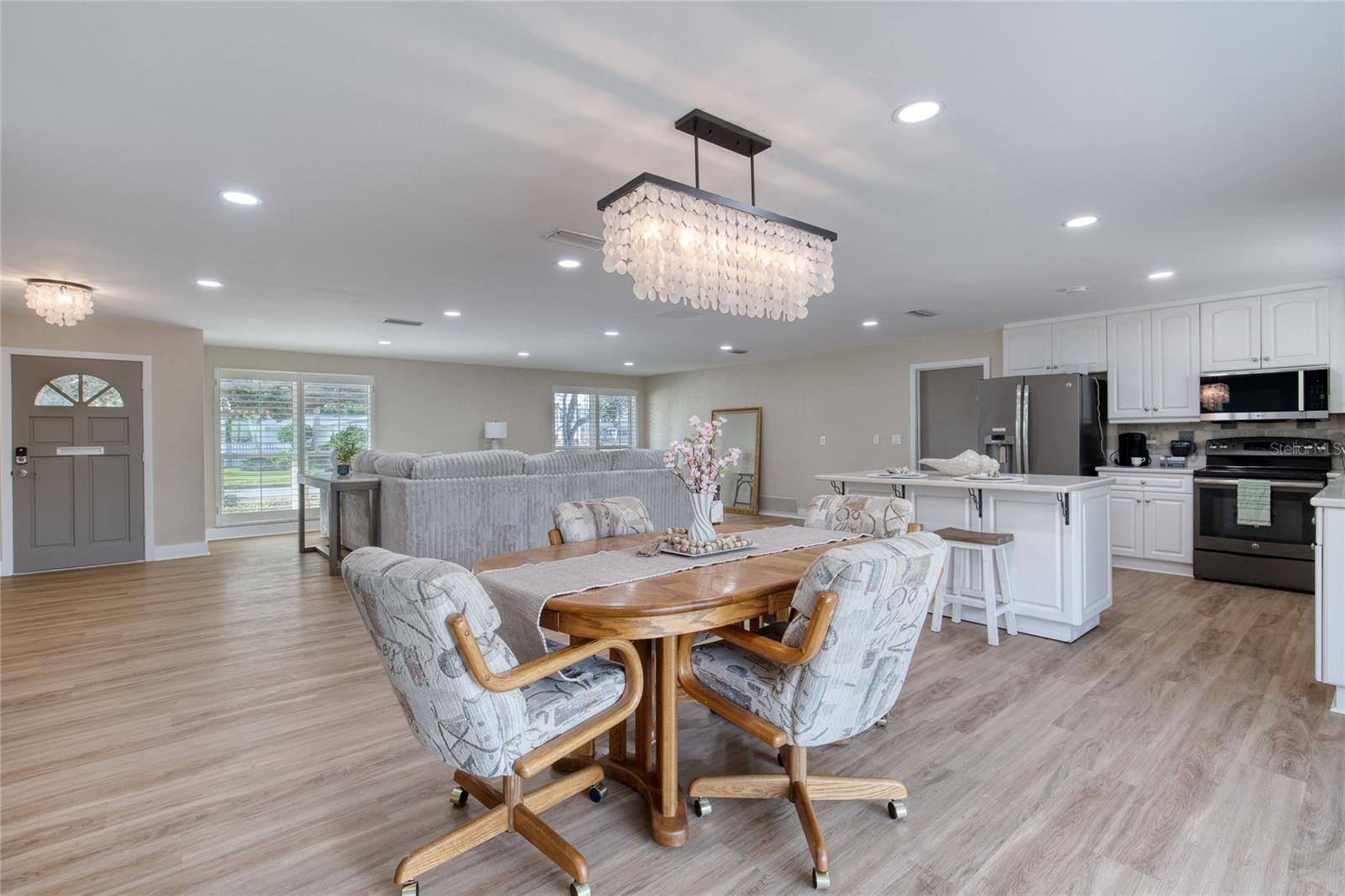 BELLAIR SHORES - Residential