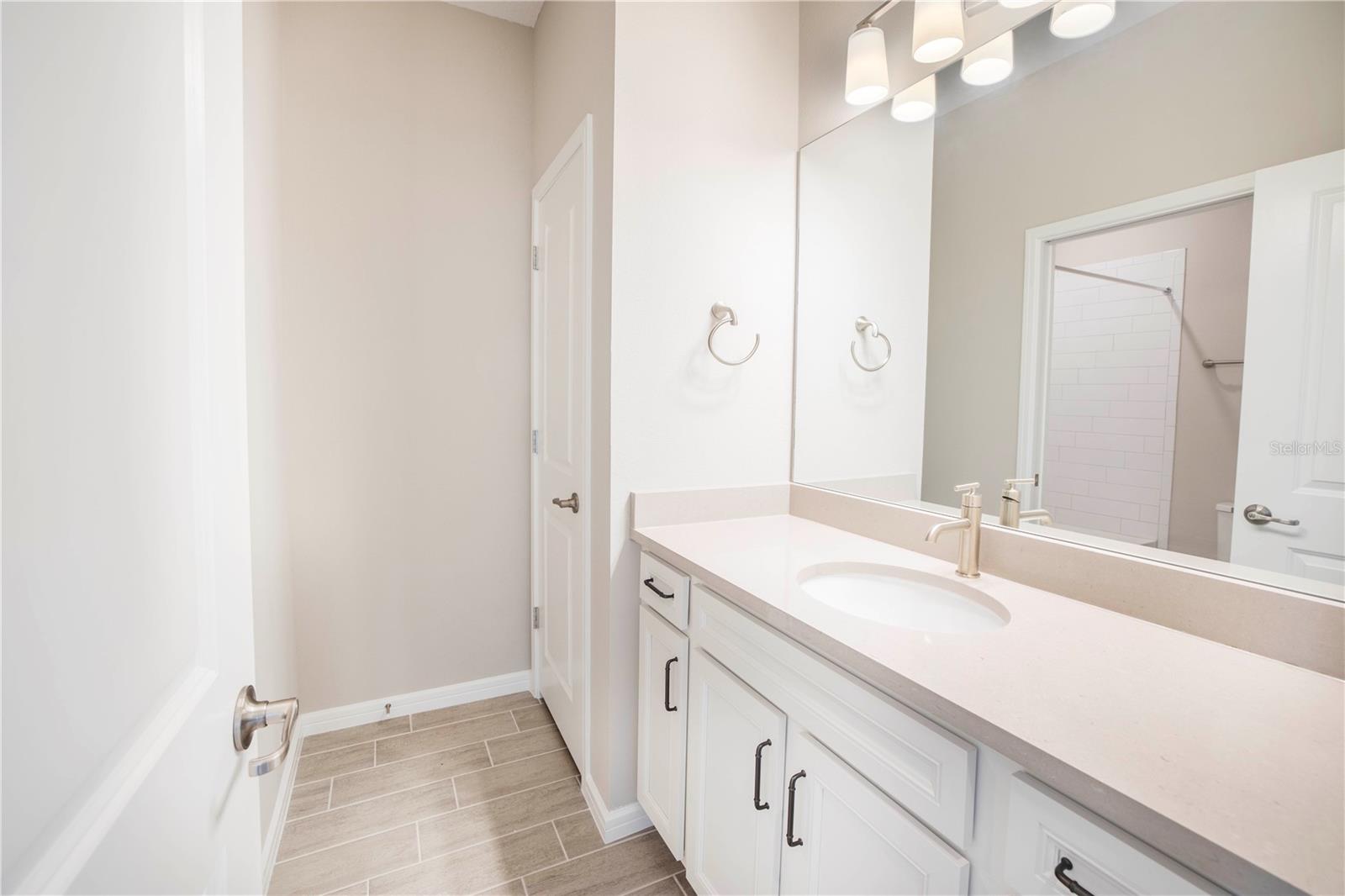 SHORELINE REP - Residential Lease