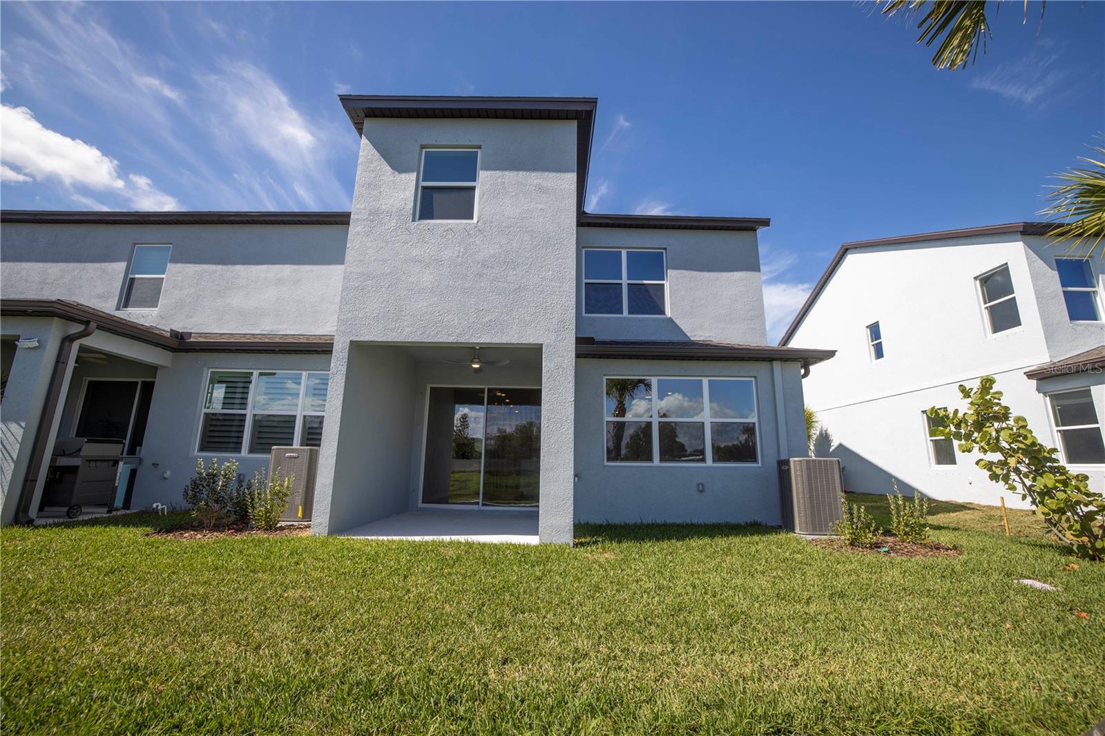 SHORELINE REP - Residential Lease