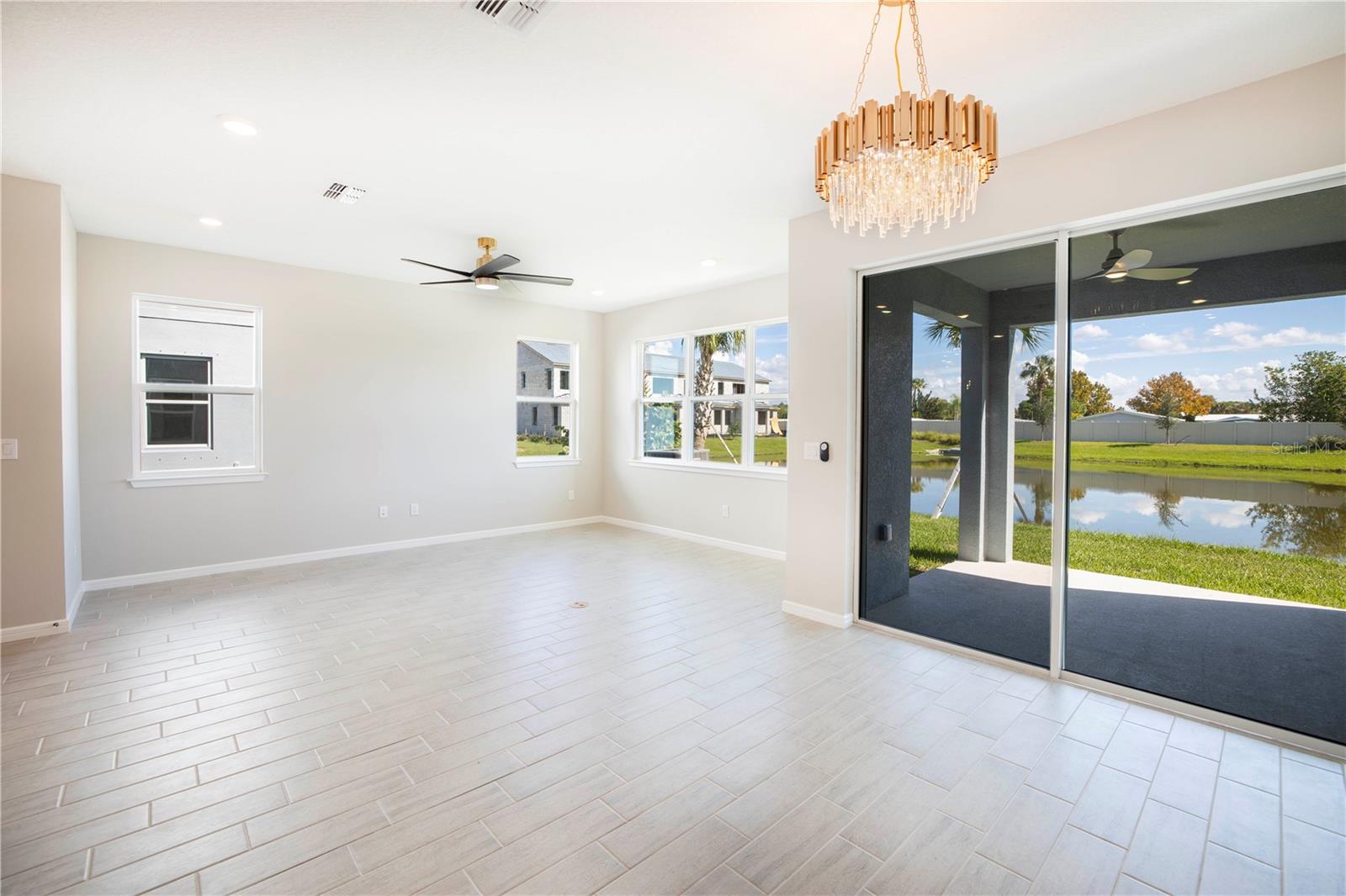 SHORELINE REP - Residential Lease