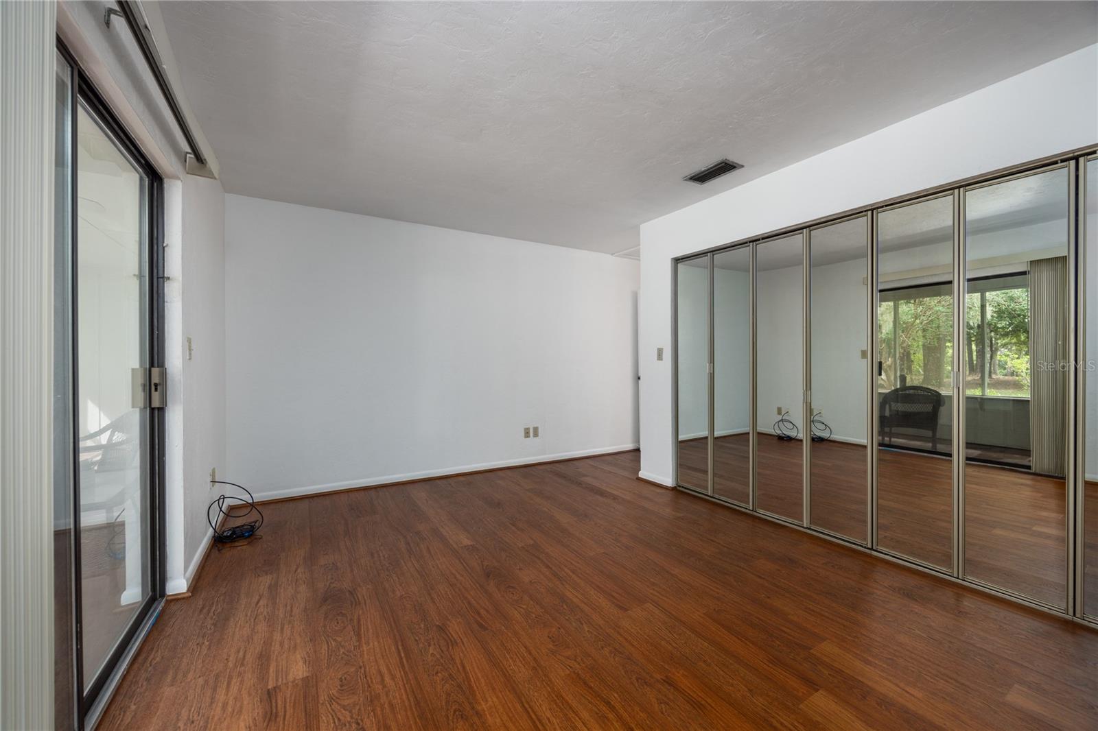 TURKEY CREEK CLUB VILLAS - Residential