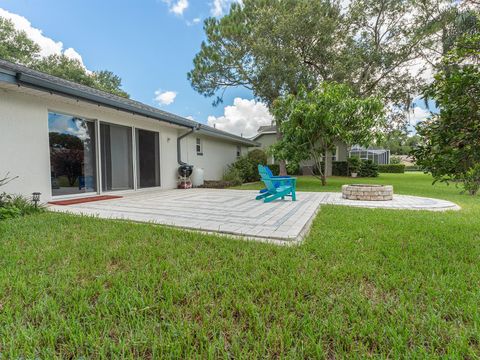 A home in WINTER HAVEN