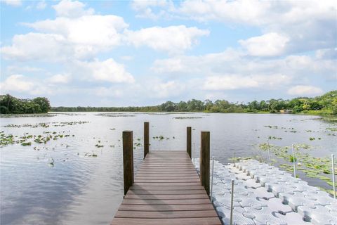 A home in DELAND