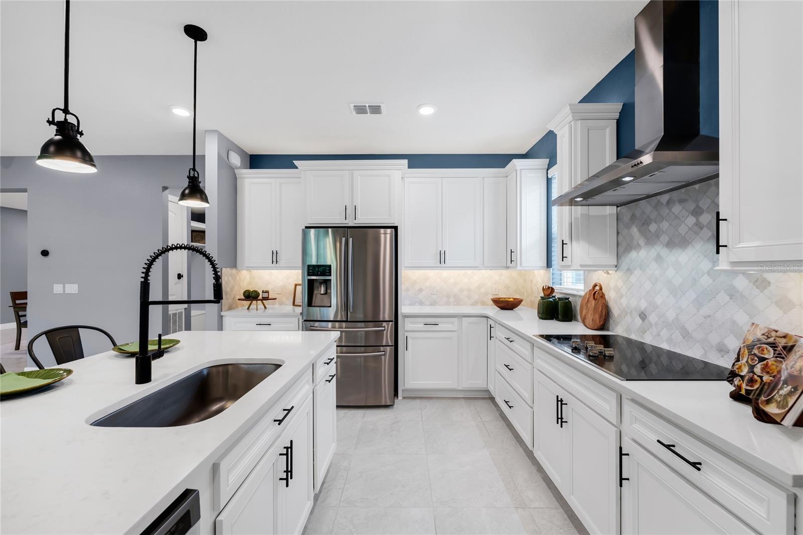 LIVE OAK LAKE PH 1 - Residential