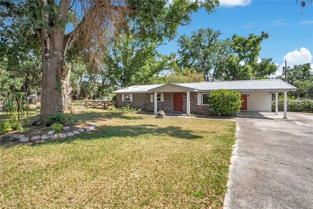Photo of 6311 Bob Head Road, Plant City, FL 33565 (MLS # L4961575)