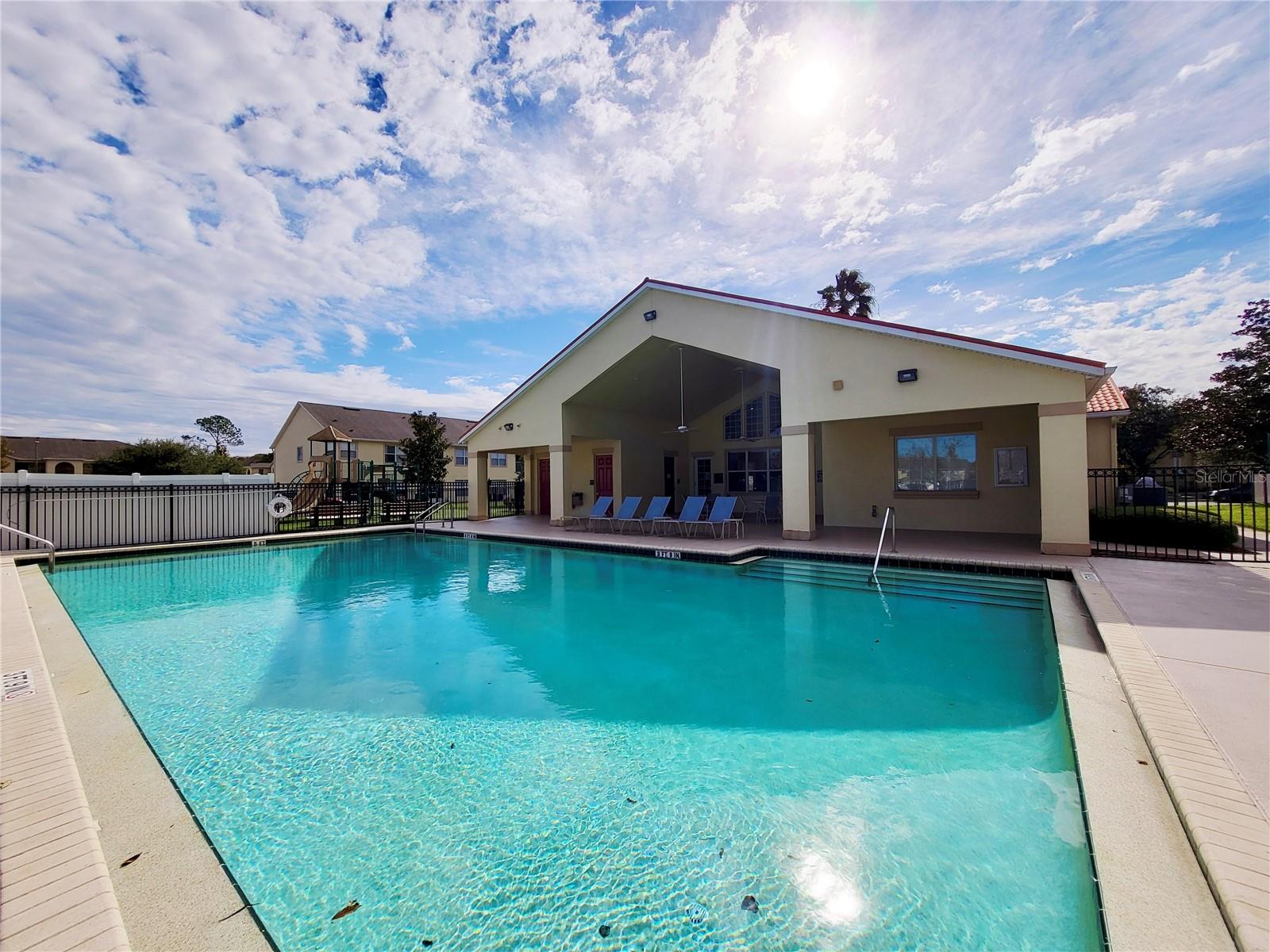 CLUB CORTILE CONDO PH 5 - Residential