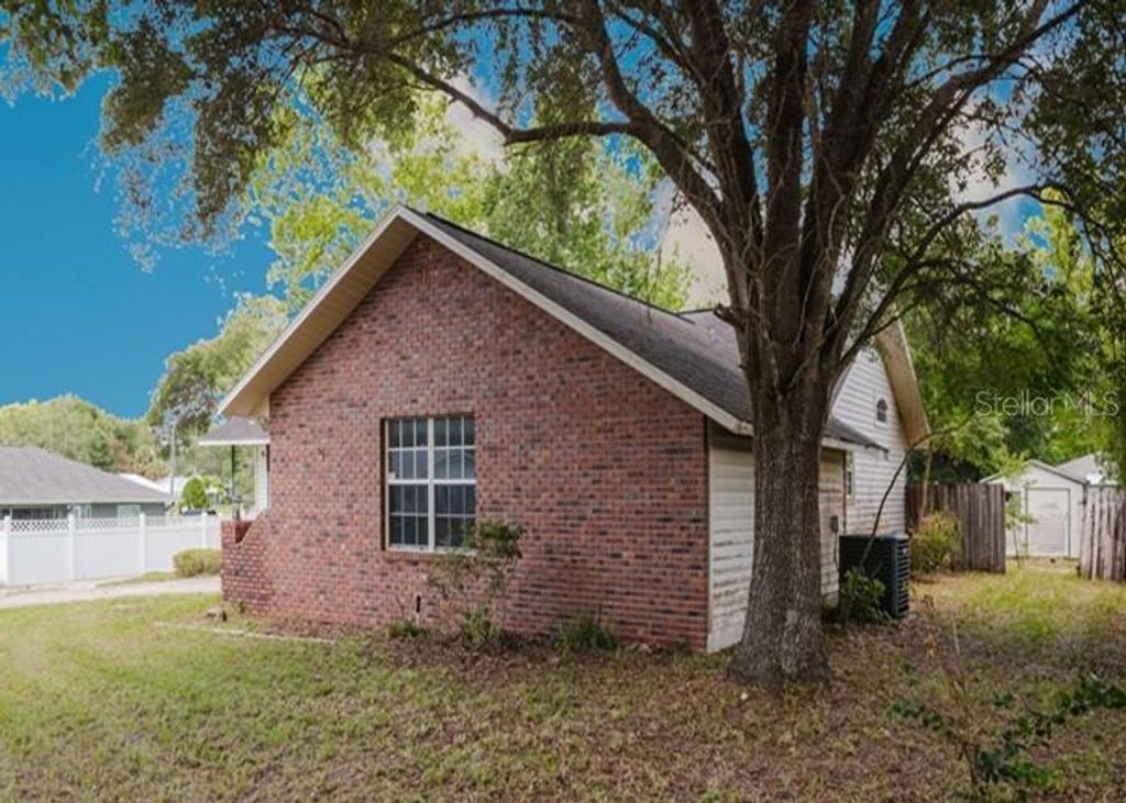 Photo of 6140 SE 46th Avenue Road, Ocala, FL 34480 (MLS # O6324073)