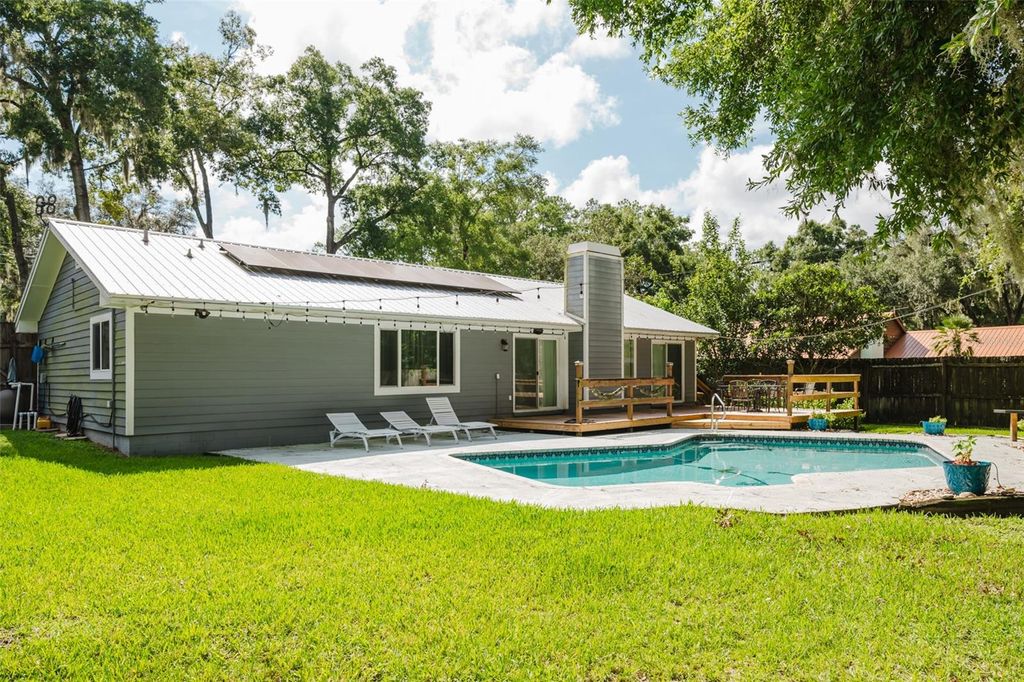 Photo of 410 SE 41st Avenue, Ocala, FL 34471 (MLS # OM707977)