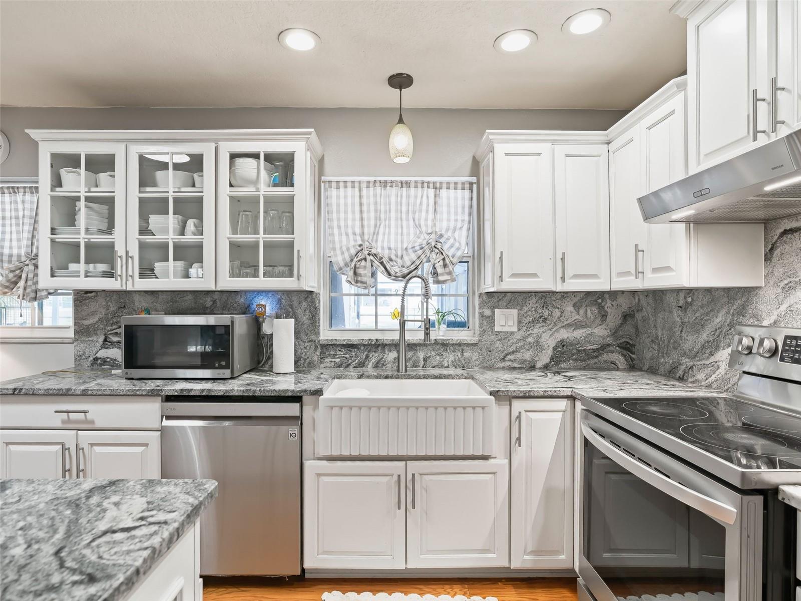 ORANGE BLOSSOM HILLS 09 - Residential