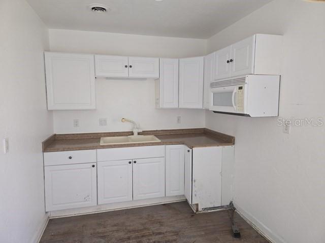 SIESTA REV OF - Residential Income