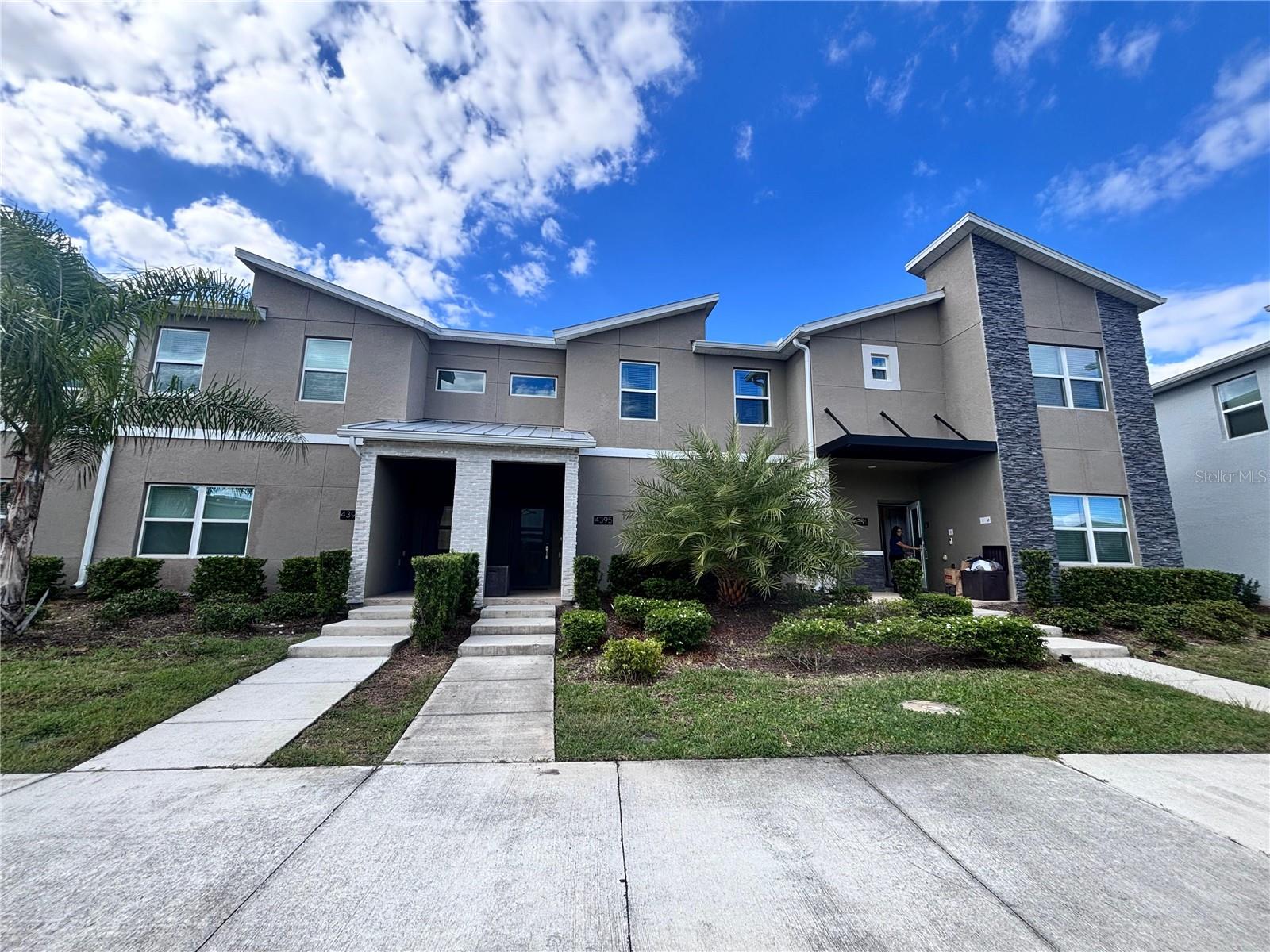 Turn-key investment opportunity! ??
Beautiful 4-bed / 3-bath fully furnished and equipped townhouse located in the pretty Storey Lake Resort in Kissimmee — just minutes from Disney and Orlando’s main attractions. Designed for short-term rental success, featuring modern finishes, open concept layout, and upscale amenities. Start earning income from day one with this high-demand vacation property!