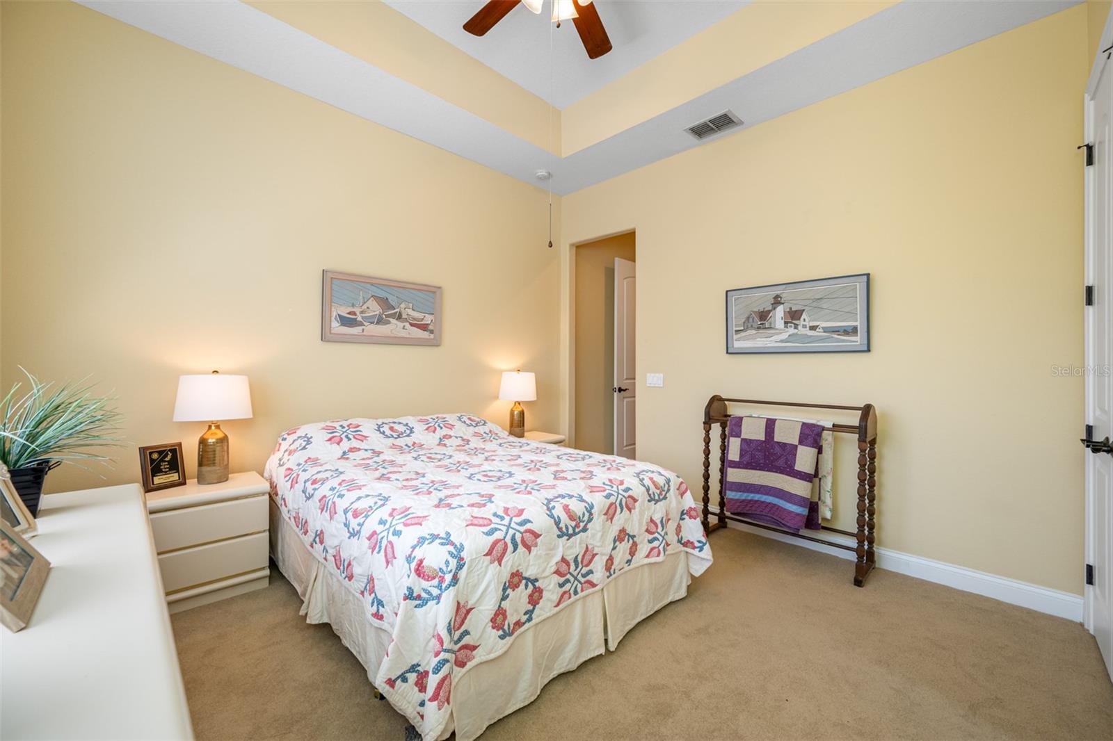 HILLSIDE LANDINGS - Residential