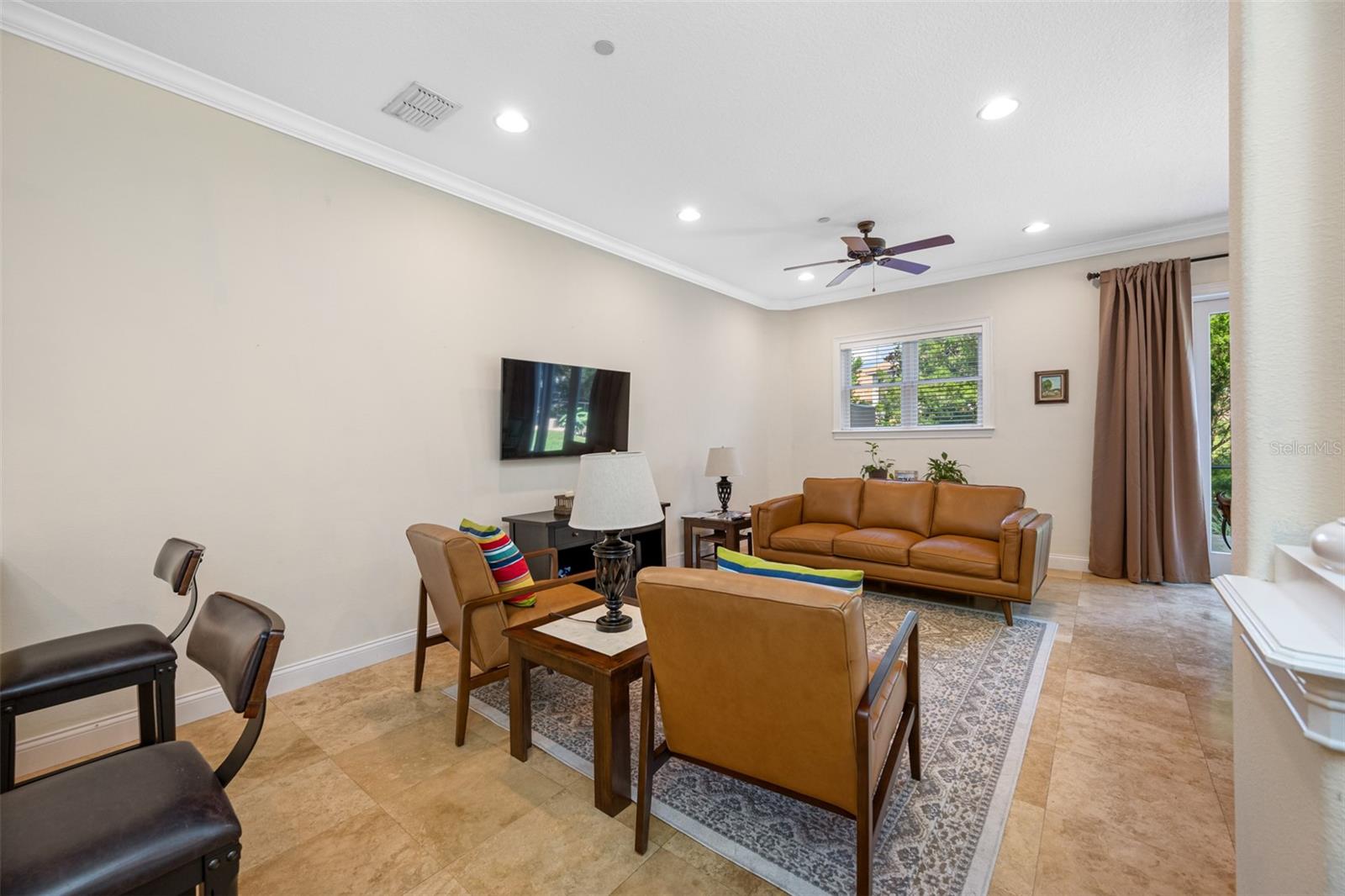 HILLSIDE LANDINGS - Residential