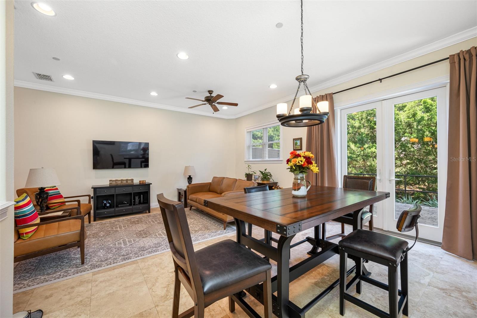 HILLSIDE LANDINGS - Residential