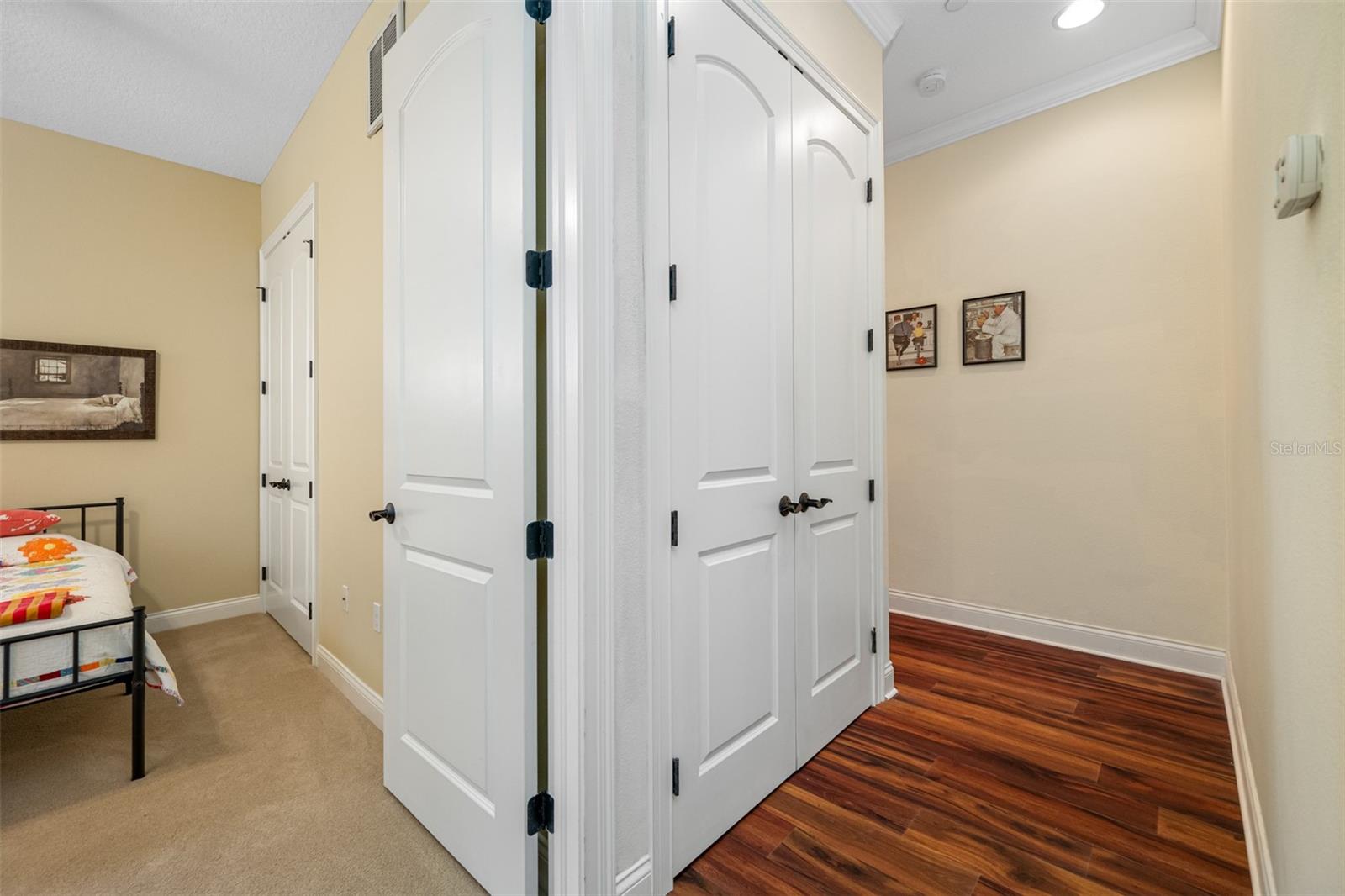 HILLSIDE LANDINGS - Residential