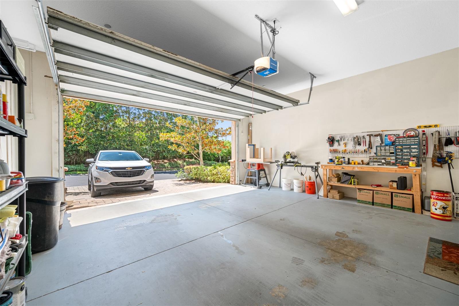 HILLSIDE LANDINGS - Residential