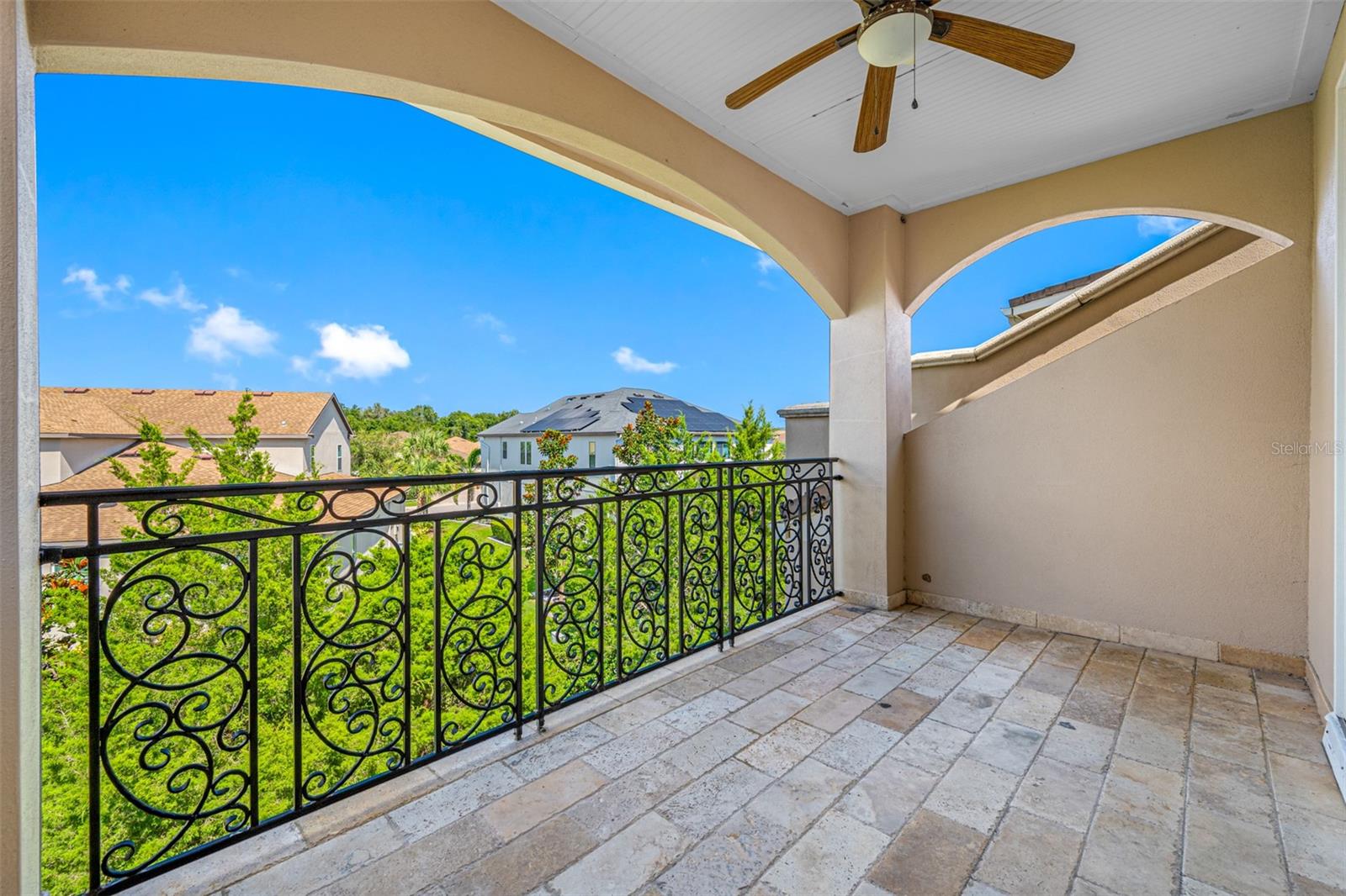 HILLSIDE LANDINGS - Residential