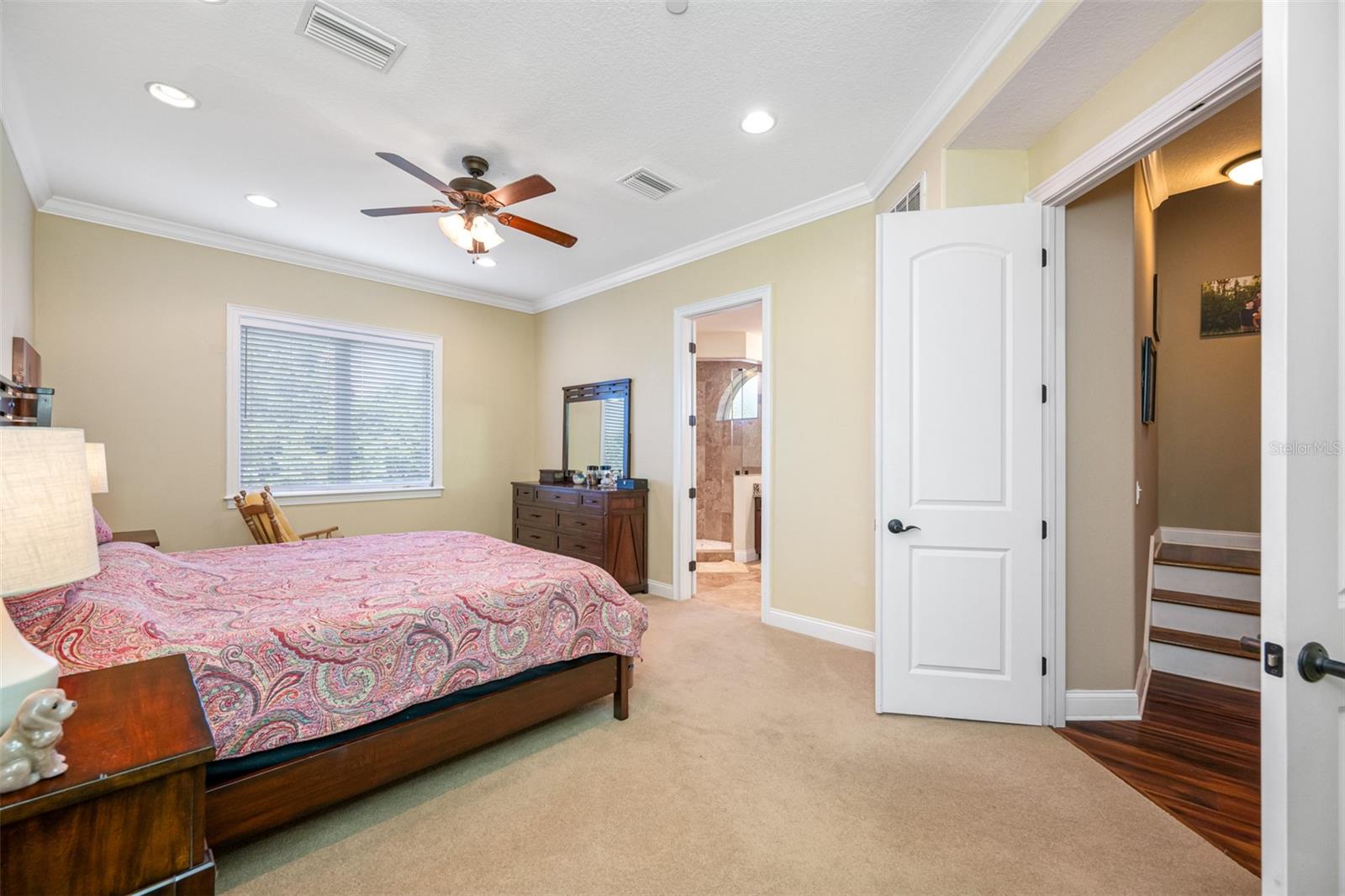 HILLSIDE LANDINGS - Residential