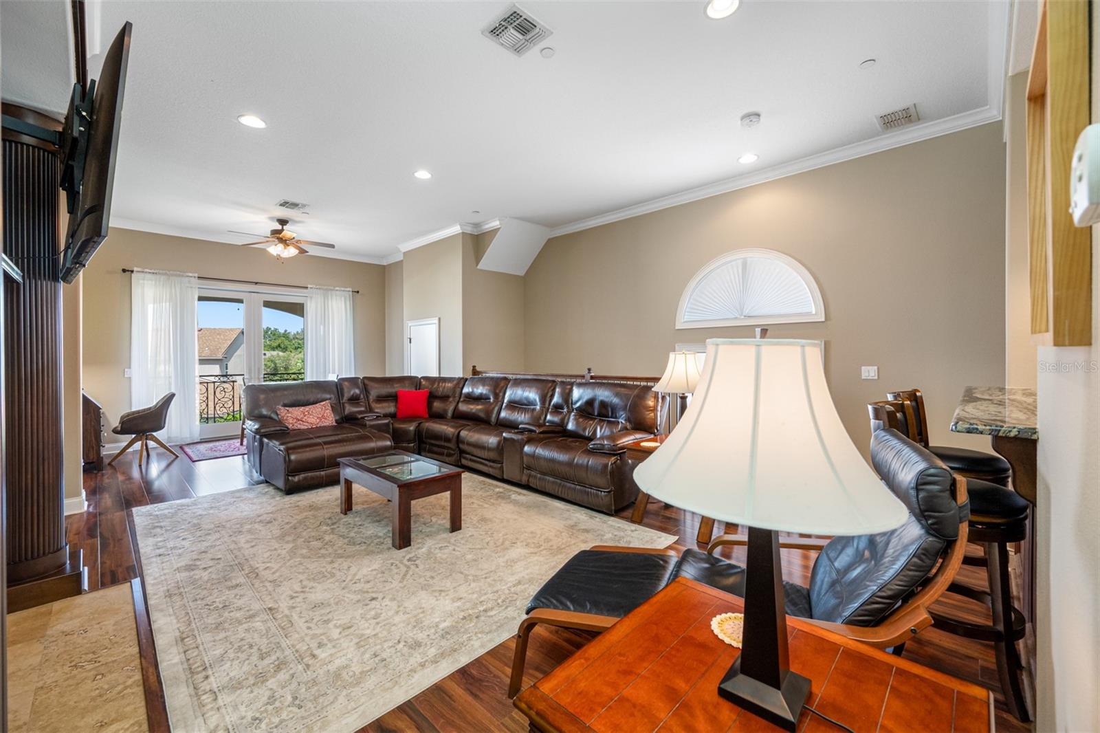 HILLSIDE LANDINGS - Residential